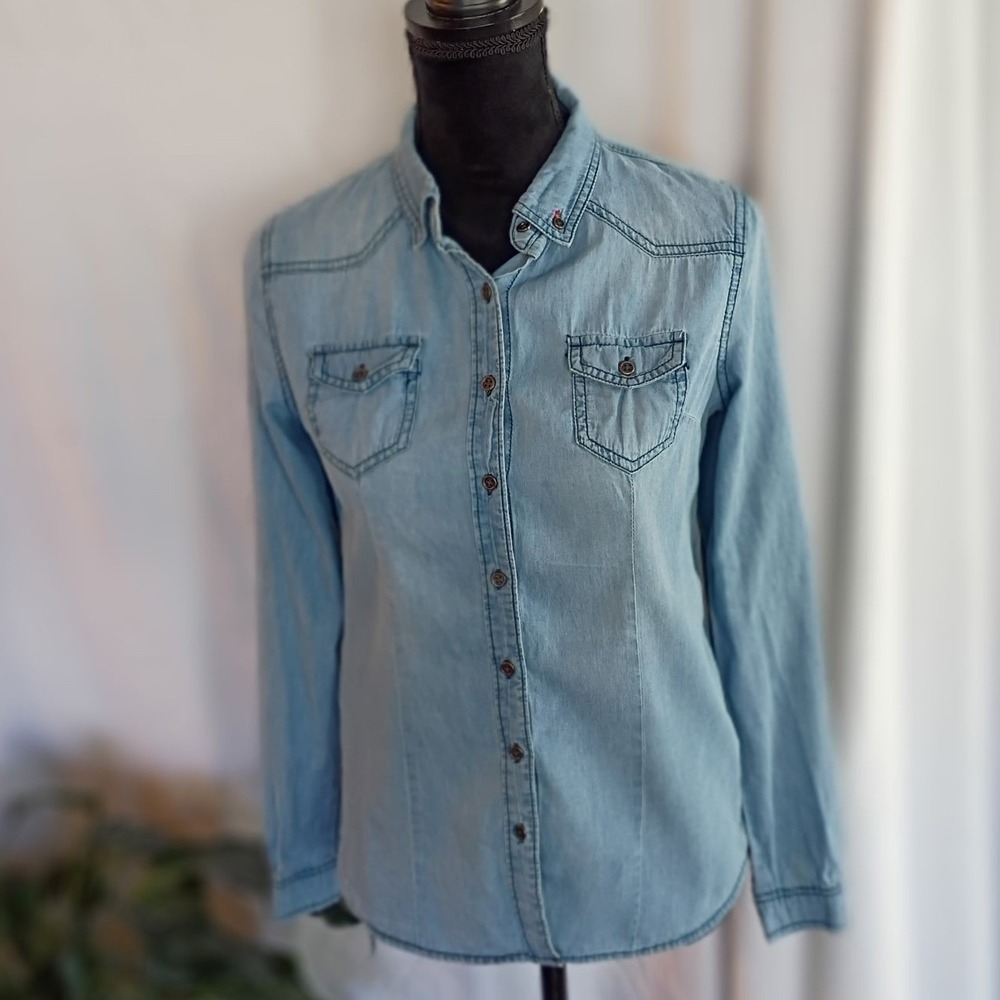 Highway Jeans Womens Small Light Wash Denim Western Button Down Shirt